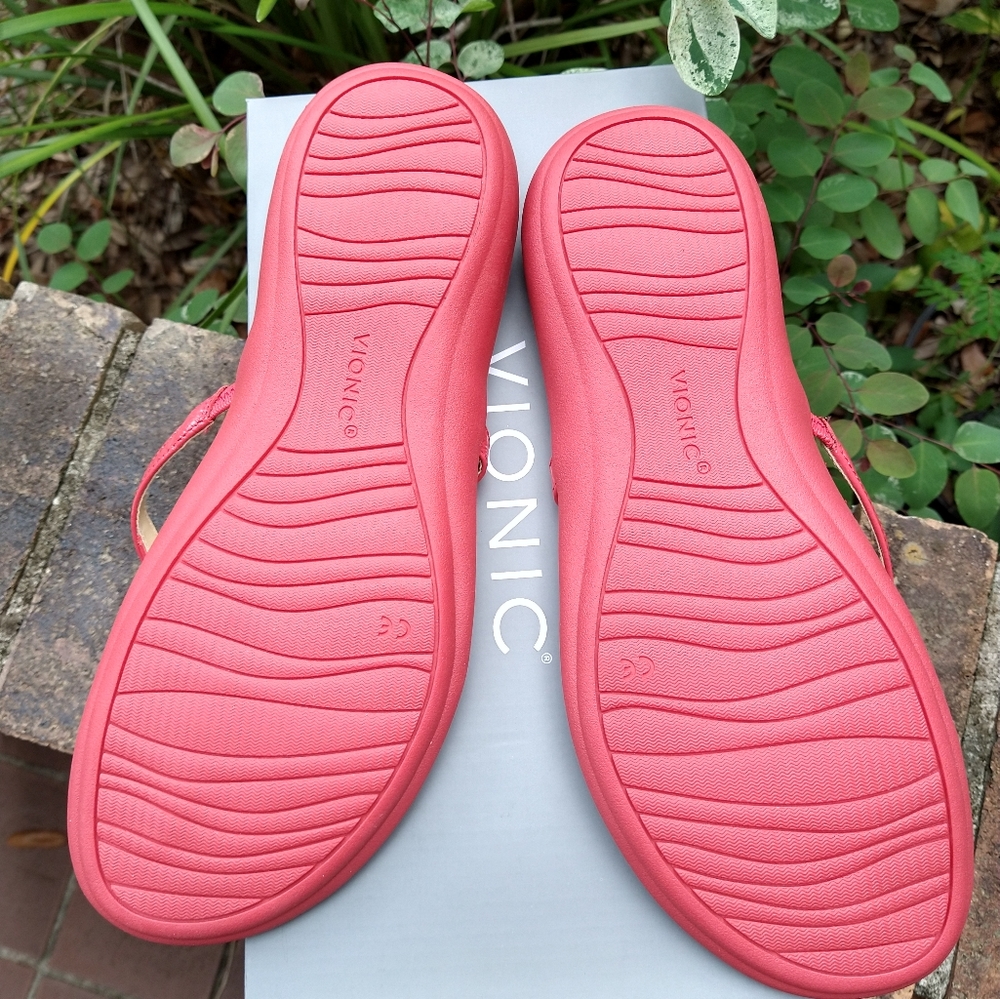 Vionic Raysa Sandals - Picture 3 of 5